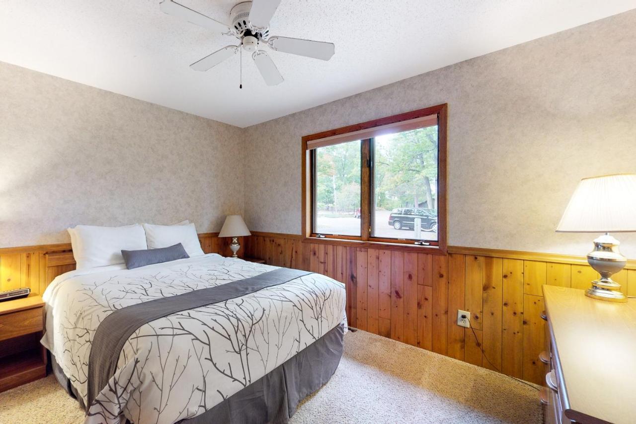 Chanticleer Inn: Villa 8 อีเกิลริเวอร์ ภายนอก รูปภาพ